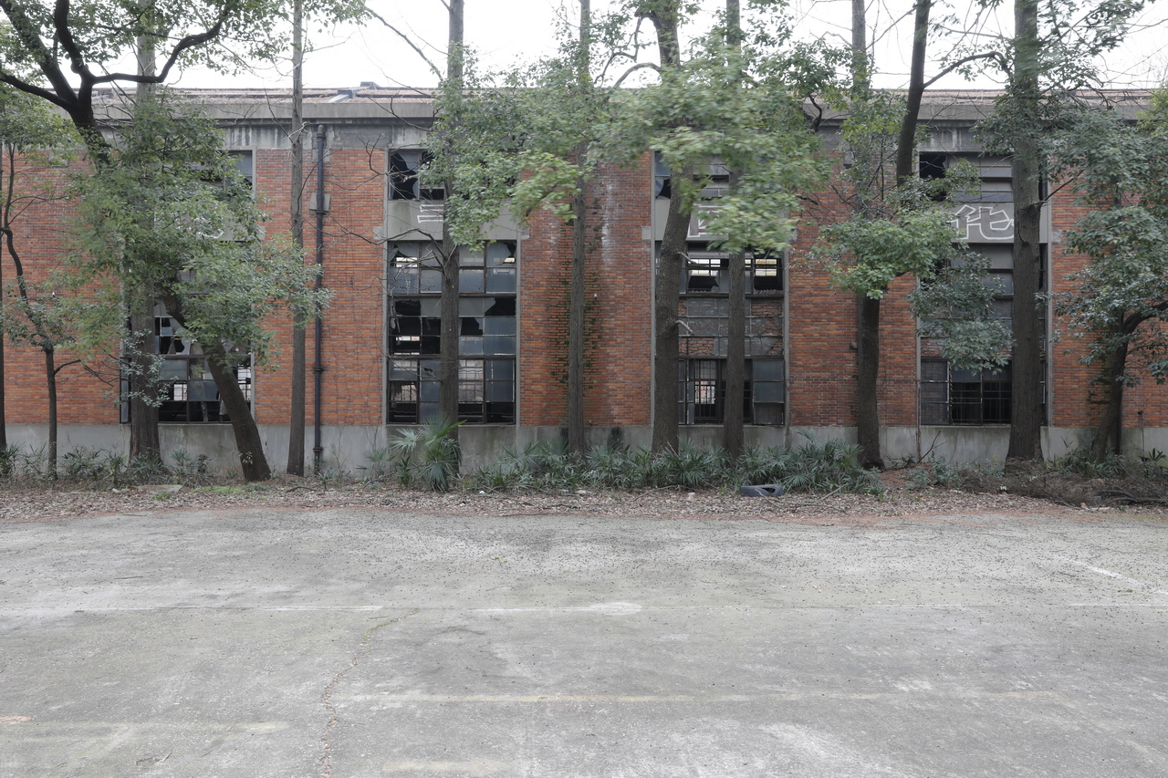 武汉轻型汽车制造厂,武汉特种车制造厂