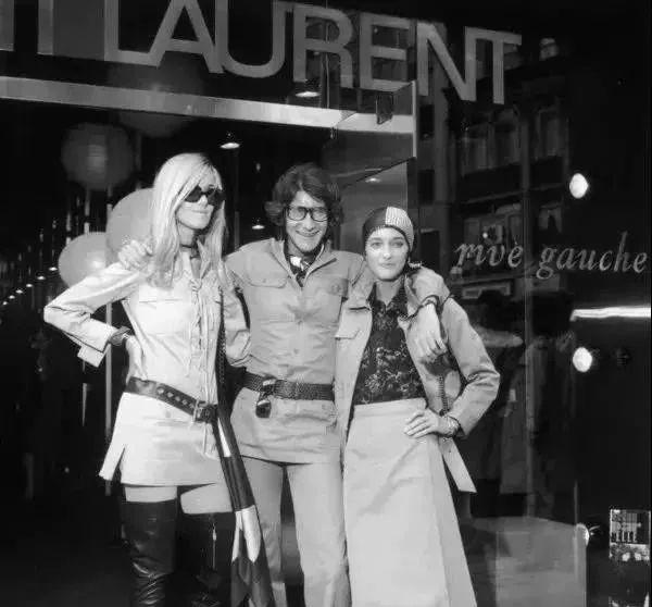 ysl圣罗兰小黑条口红裸感哑光,ysl圣罗兰口红314和416