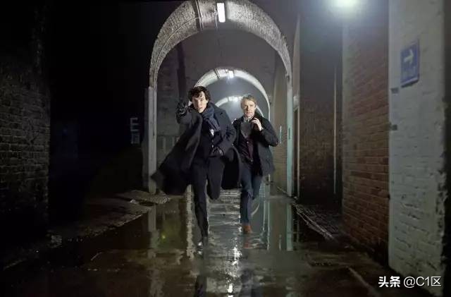 是谁杀死了福尔摩斯,谁杀死了福尔摩斯