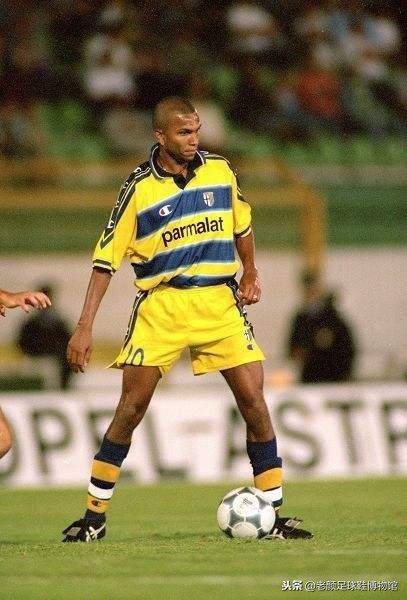 被日本j联盟退货的巴甲、意甲、德甲金靴，生不逢时的巴西妖刀