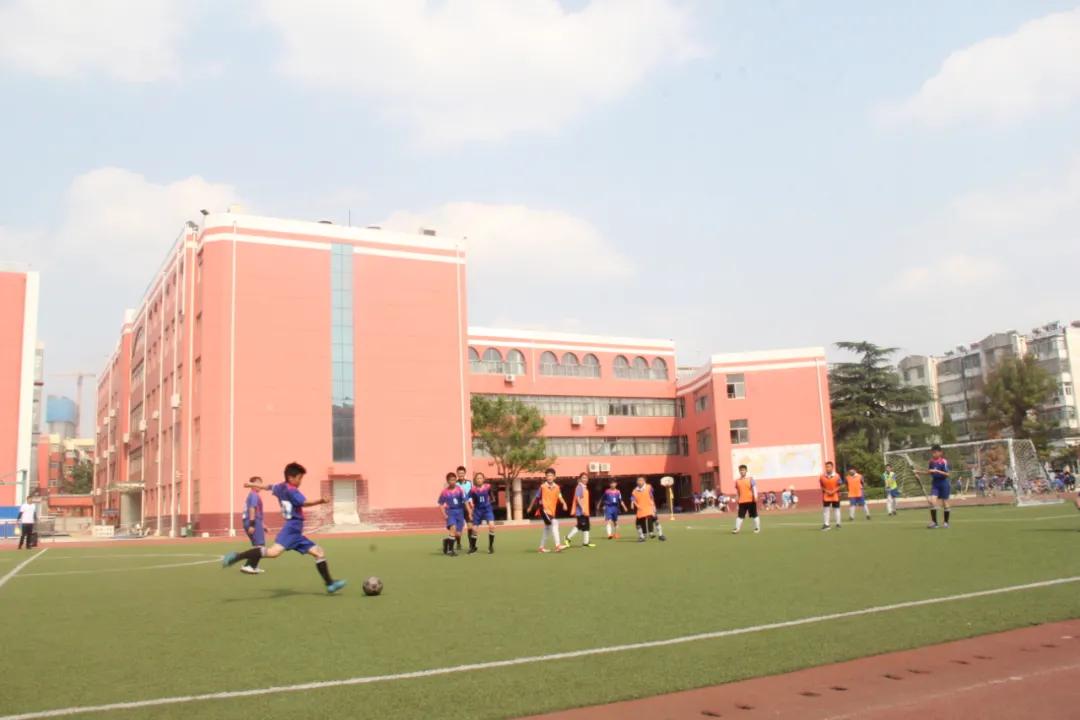 枣庄市立新小学第三届“校长杯”足球联赛圆满落下帷幕