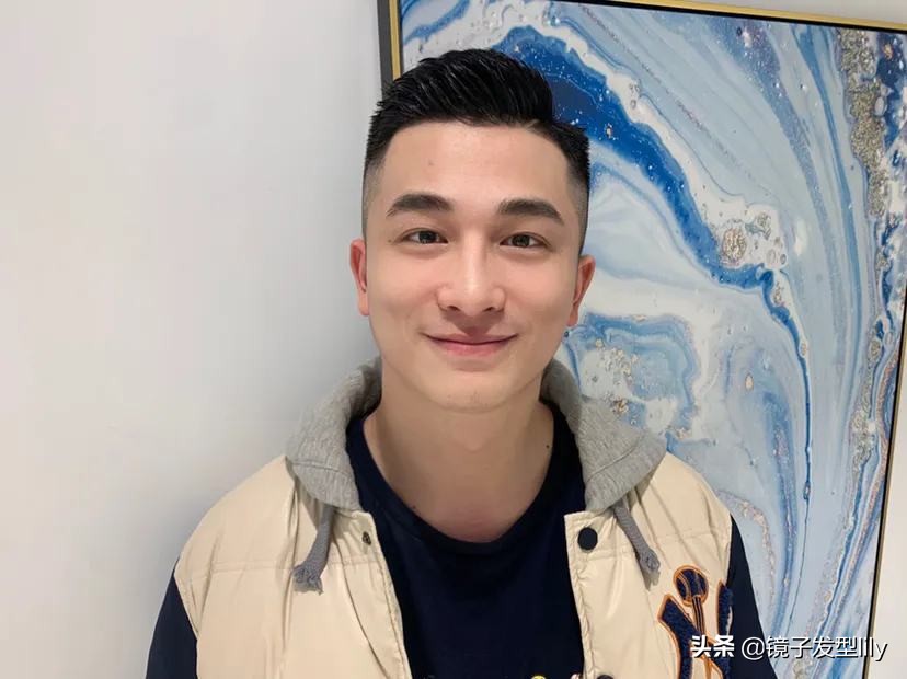 今年最流行的男发纹理烫钢铁烫,今年流行的男士发型韩式纹理烫