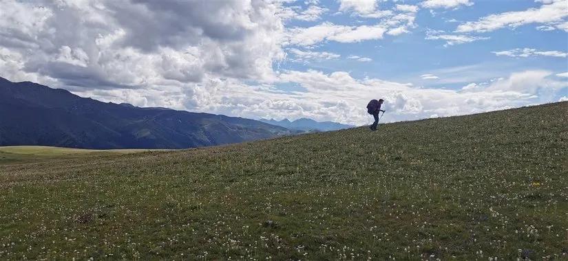 8月格聂c线,8月走格聂南线穿什么