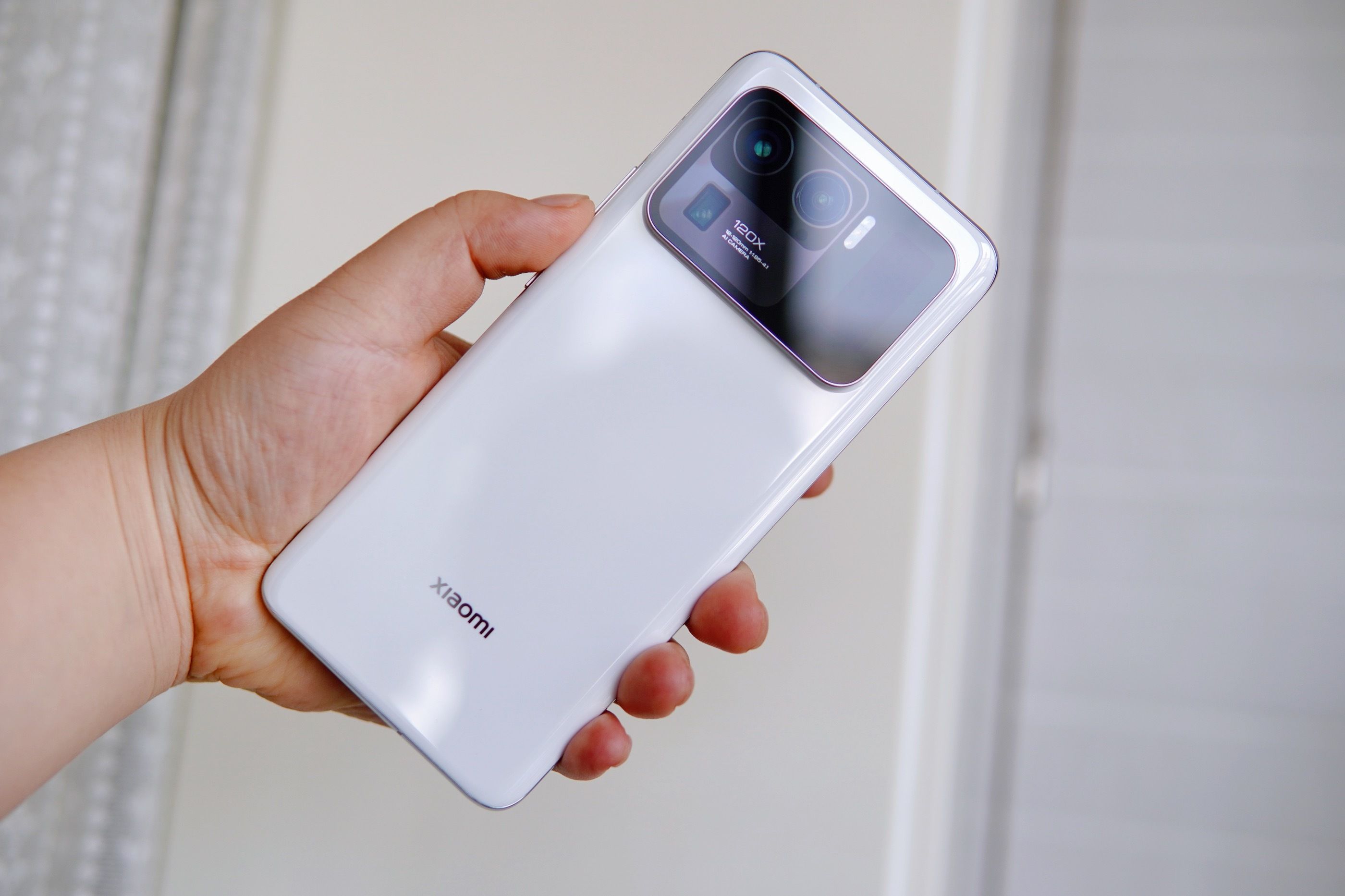 售价堪比“8848”，小米机皇12+512G卖6499，多少人买得起？