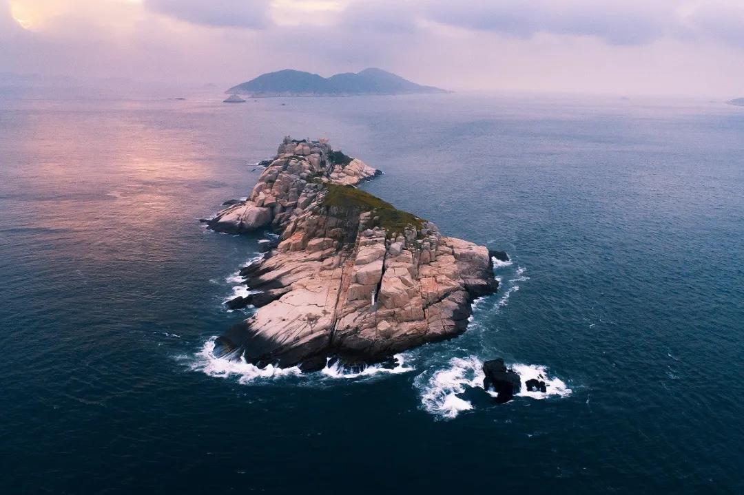 晨昏暮色正苏醒，这是我爱的舟山