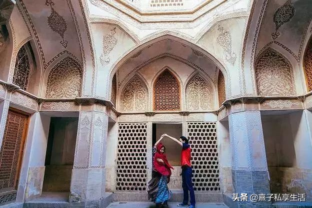 环游世界情侣,环游世界夫妻赚了十个亿