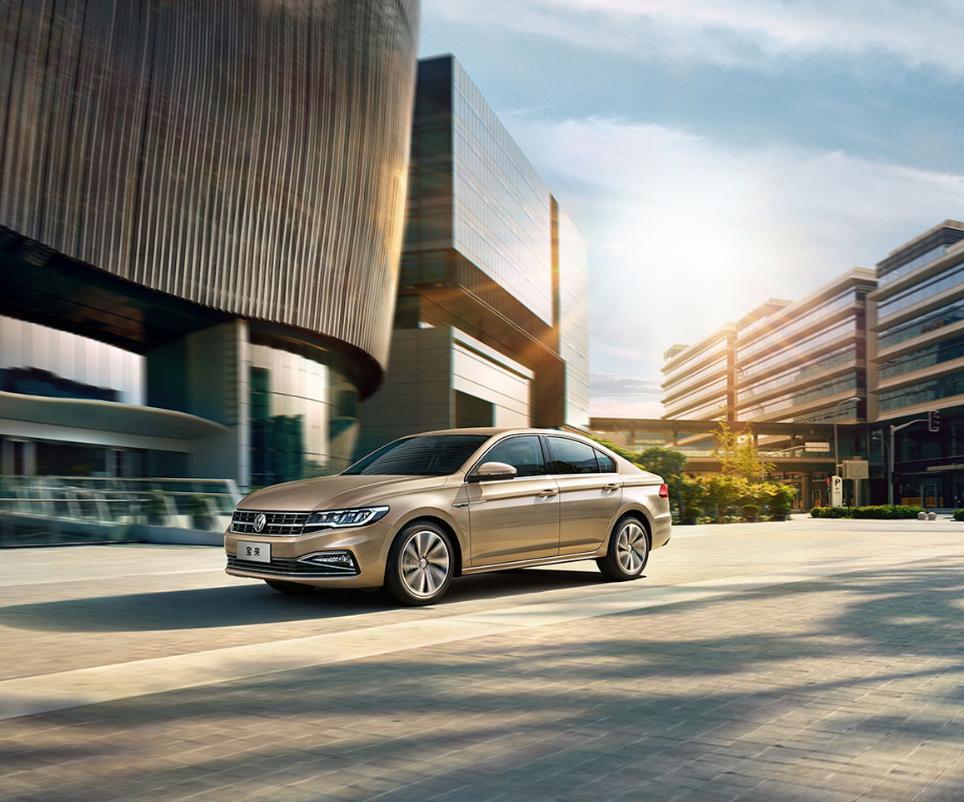 新宝来和新朗逸哪个保值,新宝来1.4t和新朗逸1.4t星空满意版