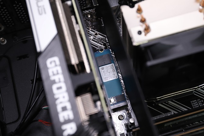 锐龙r7电竞款玩pubg,rog锐龙r74800h笔记本