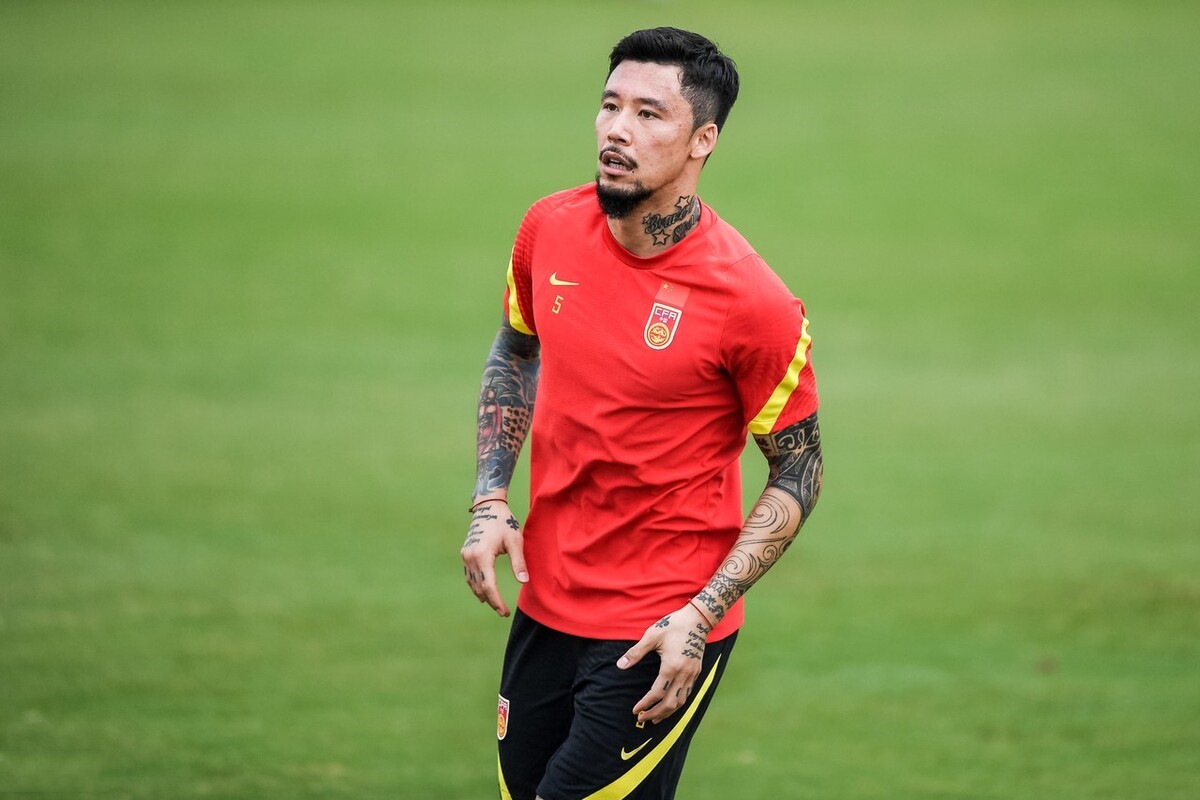 李铁下课？他已走在正路上：学习曼奇尼，打造“意大利式”中国队