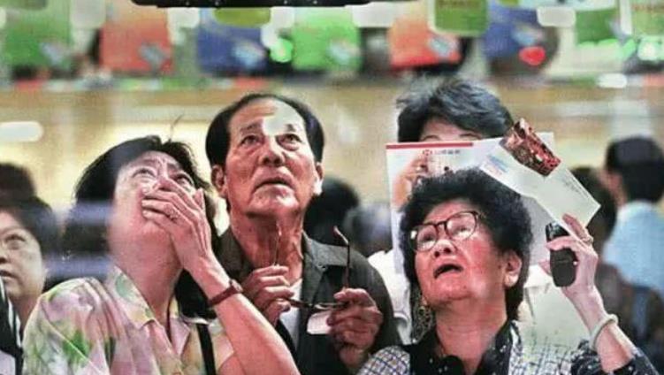 1997年金融危机后,*镕基朱**说的一番话,至今还在起作用