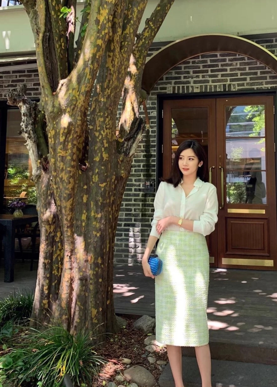 韩国穿搭博主日常穿搭,韩系风格怎么穿韩国穿搭博主