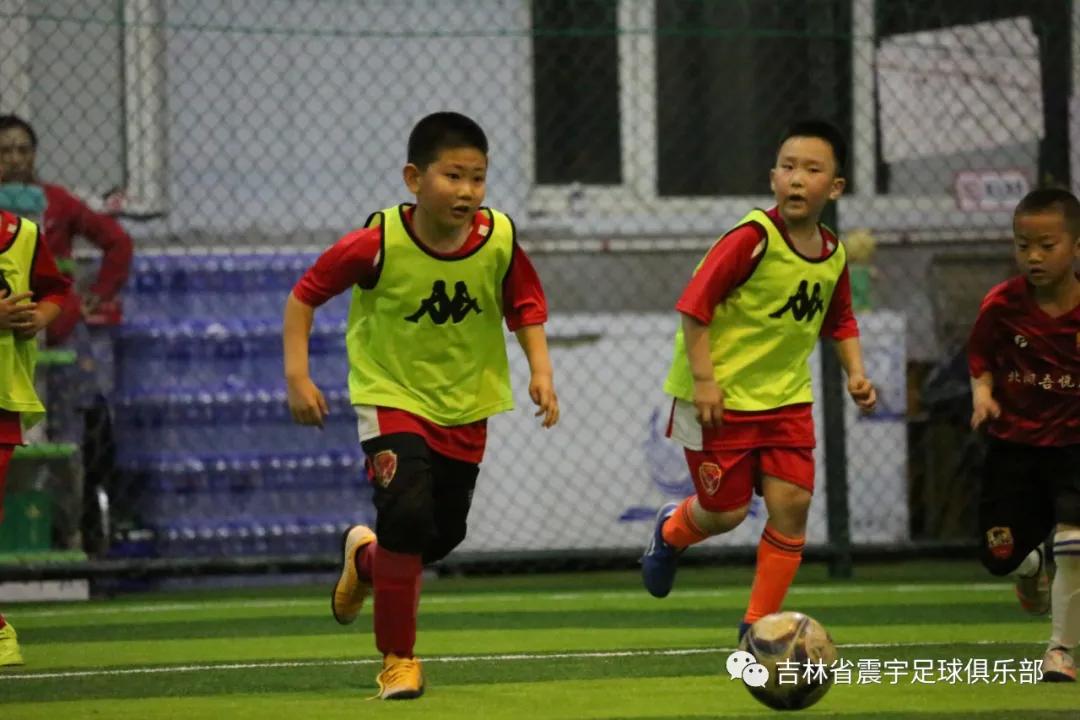 快乐童年足球队,快乐童年足球