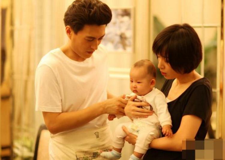 李佳桐结婚了吗,李佳42岁嫁给靳东的照片