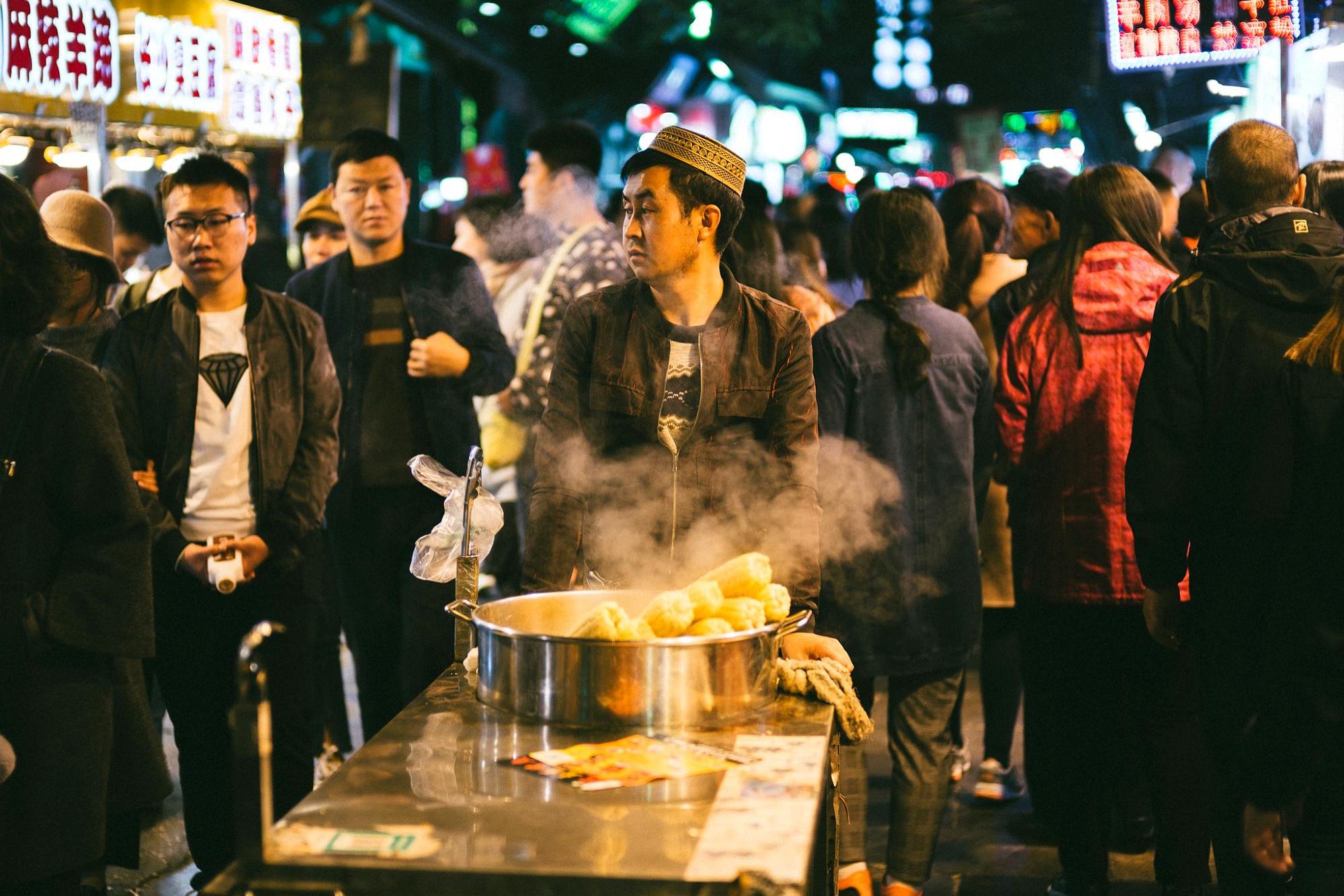 古都回民街人间烟火气,外地人来西安必去景点