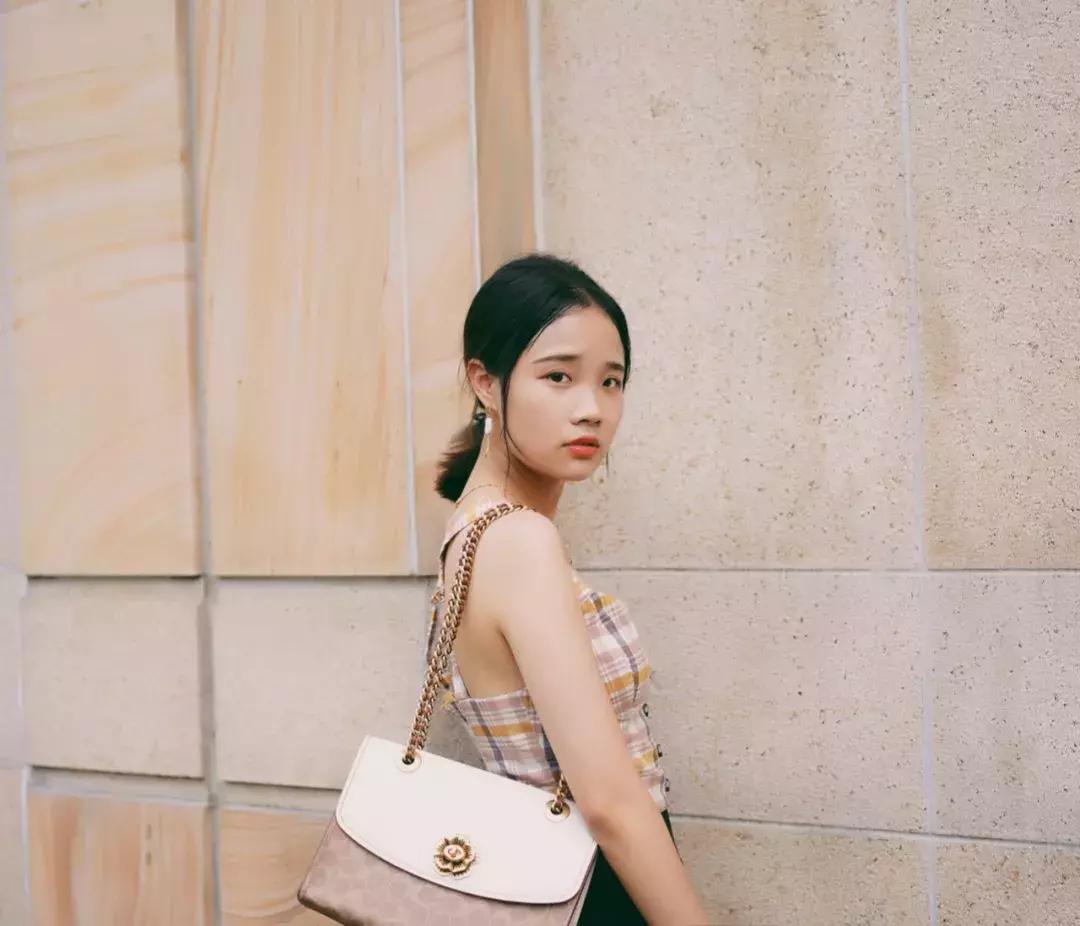 品牌女包包推荐网红款2022年新款,低调而不失优雅的包包品牌
