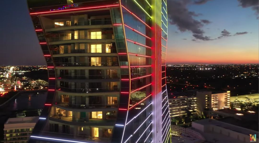 美国吉他主题酒店,全球最大吉他酒店