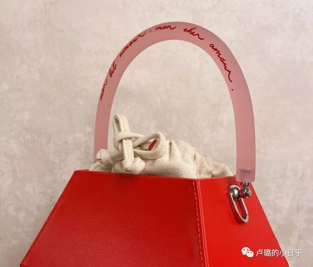 2020年大牌的情人节限定手袋，我一个都不想买…
