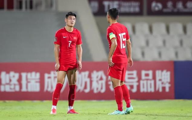 武磊单刀破门打破西班牙人,武磊攻破巴萨全场回放