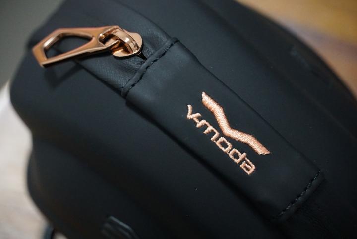 美国头戴式蓝牙耳机,可戴头盔的头戴式蓝牙耳机