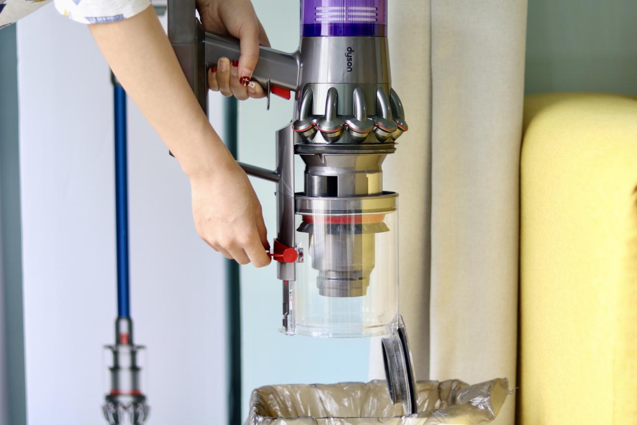 戴森v12强效续航,戴森v11续航