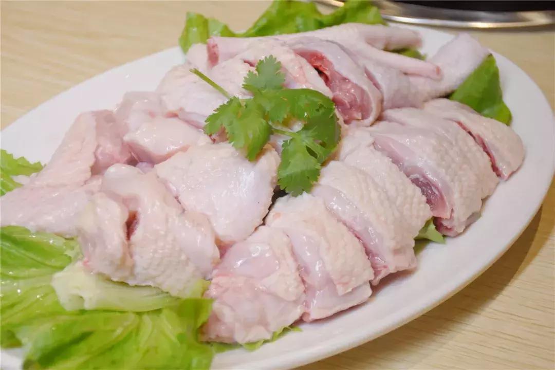 南海里水有间人气爆棚的食府，鳄鱼龟走地鸡煲只需158元！