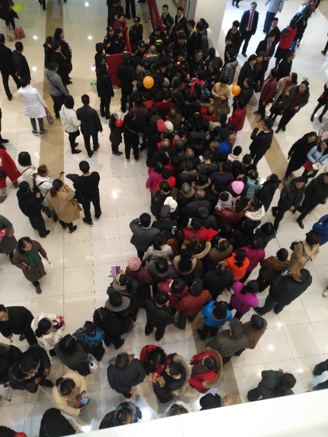 许昌万达开业首日缘何频频遭遇吐槽？