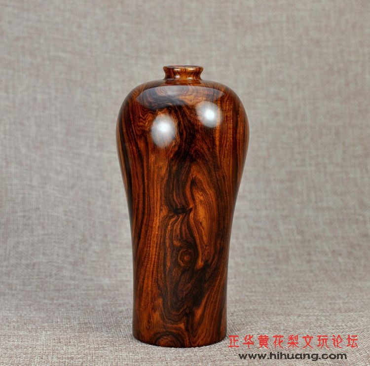 鉴别黄花梨的视频,鉴别海南黄花梨最简单方法如下