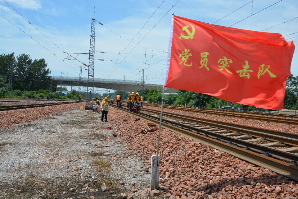 电饼铛旋钮修理,家用电饼铛的装卸与维修