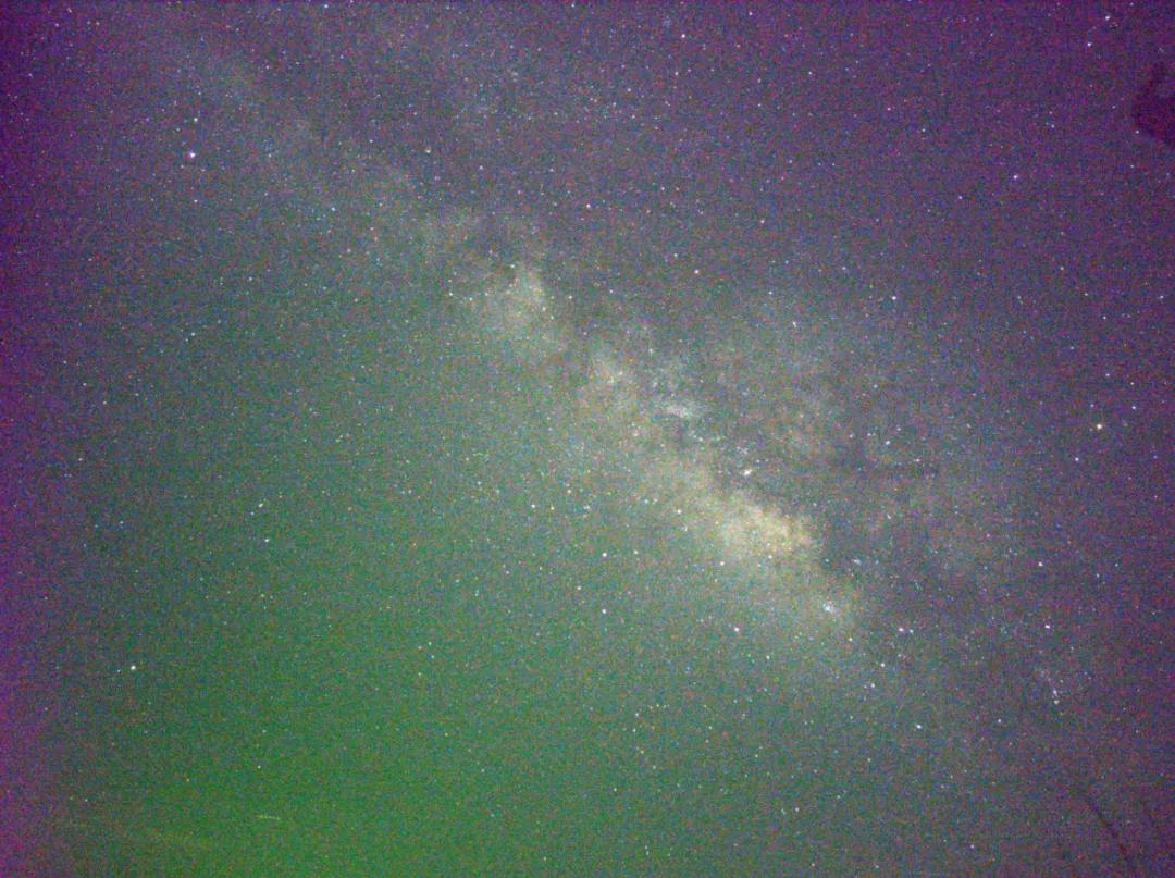 手机拍银河用什么镜头,手机的专业模式能拍视频吗