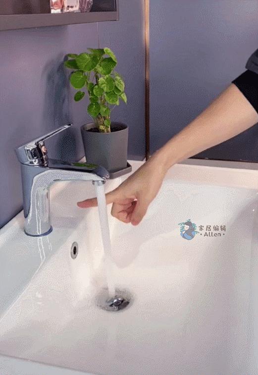 卫生间的十个坑,卫生间8个亮眼的小设计