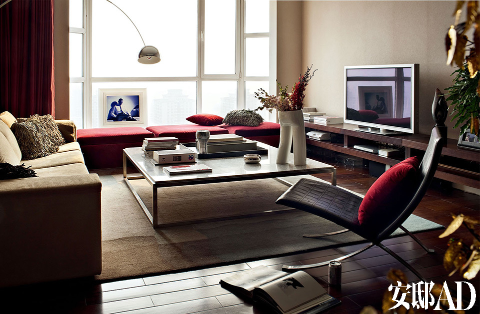 49岁的胡兵现状,胡兵50岁后的生活