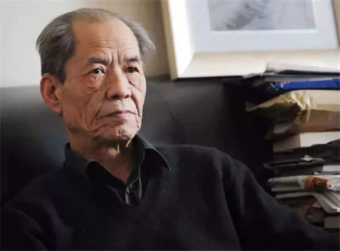 曾因内容描写粗俗露骨被禁，在当代却变“名”书，读过的人难忘怀