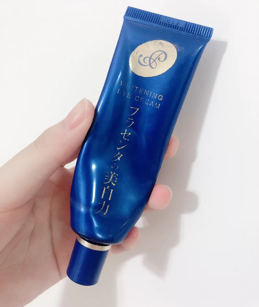 眼霜大多数都是智商税,内行人揭秘大牌眼霜中的智商税