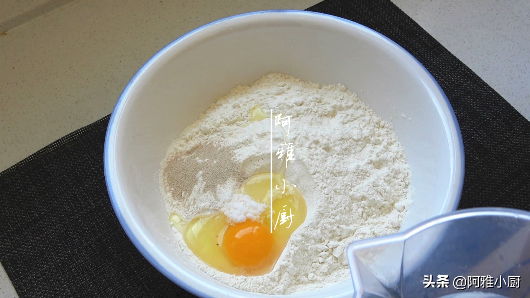 蒸包子手抓饼油条的做法和配方,用蒸包子的面粉可以做油条吗