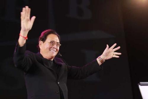 商人怎么买房子,商人卖房创业十年