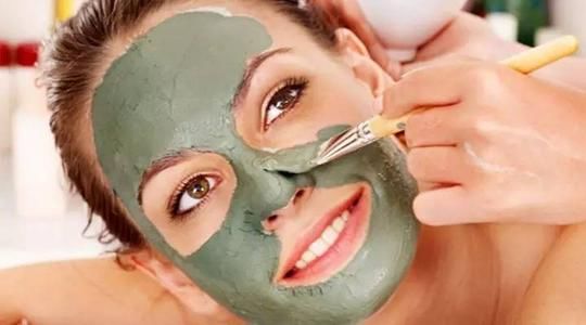 想要皮肤好买什么化妆品,明星同款白色涂抹式面膜