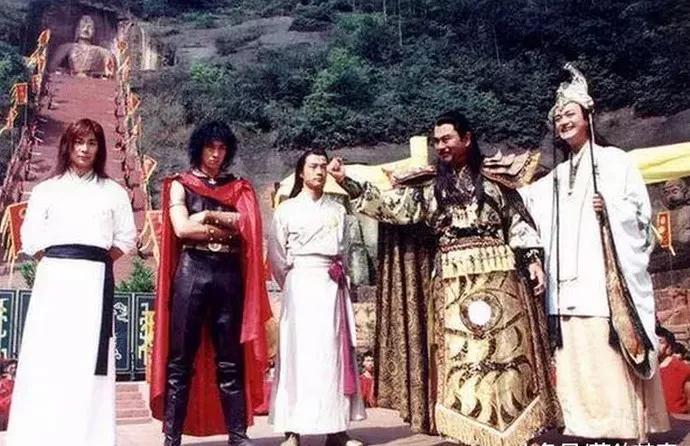 风云雄霸天下经典回忆,新风云雄霸天下翻拍是真的吗