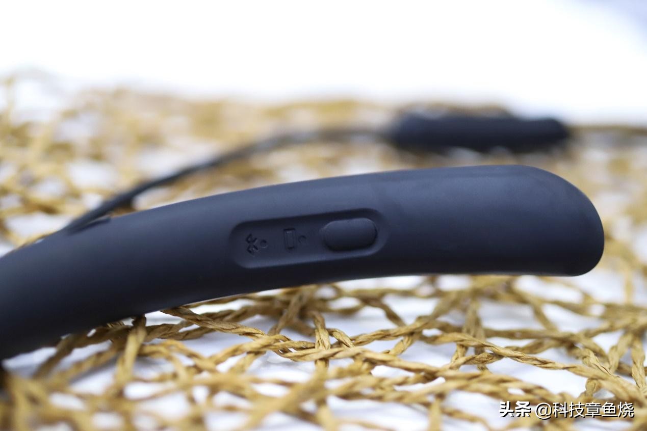 降噪耳机boseqc30测评李大锤,基础玩家boseqc30蓝牙降噪耳机