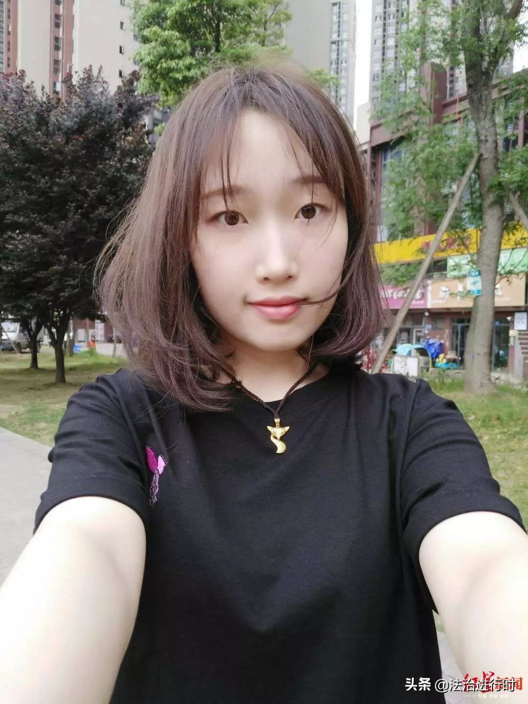 21岁女孩独自爬峨眉山失联完整版,女孩爬峨眉山上山失踪后续