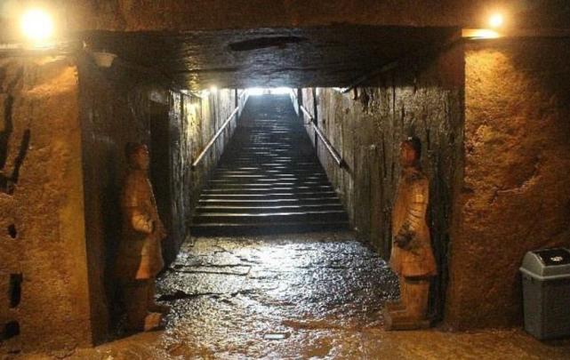 盗墓贼如何寻找古墓,盗墓贼如何知道古墓地点的