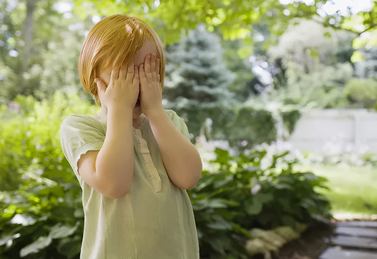 10岁男孩癔症躯体障碍,双相情感障碍和癔症孩子怎么办