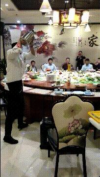 搞笑动图gif女司机,搞笑动图gif微信表情包