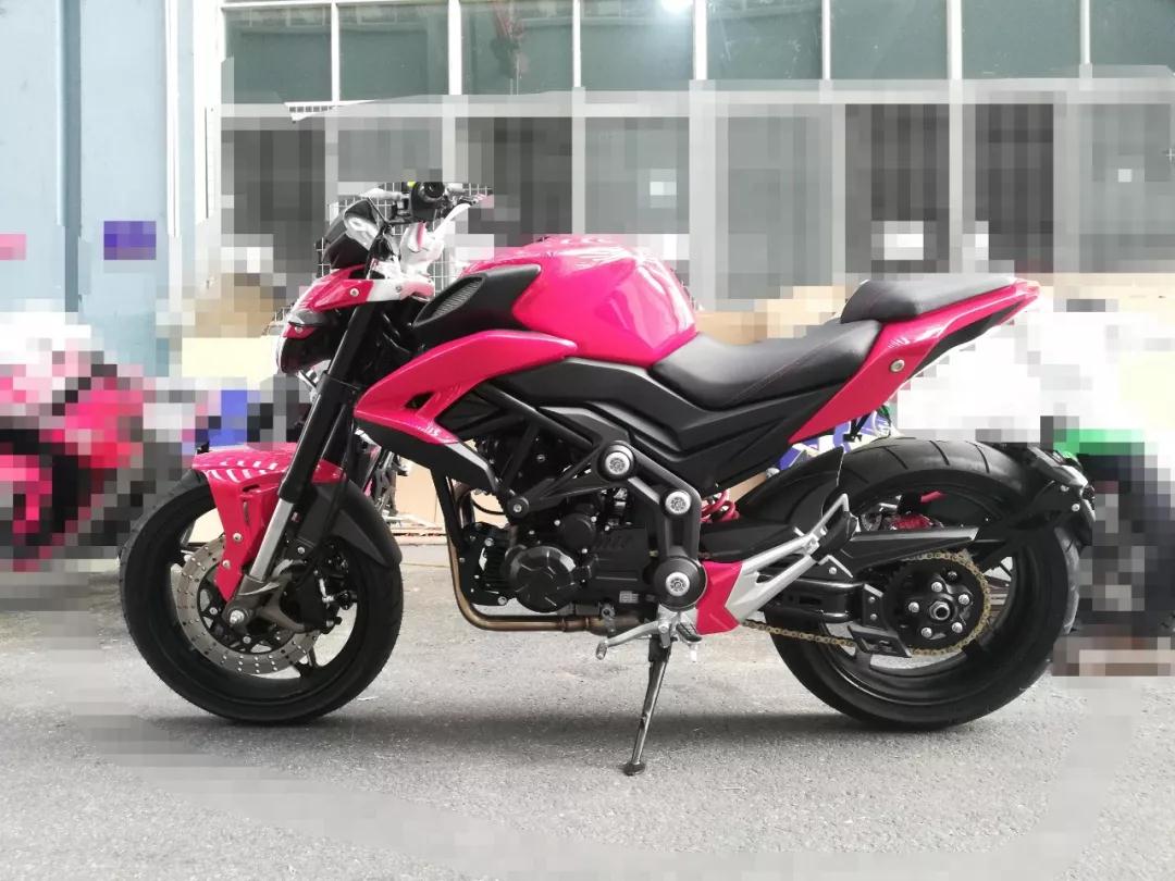 小排量单摇臂街车,大排量单摇臂街车