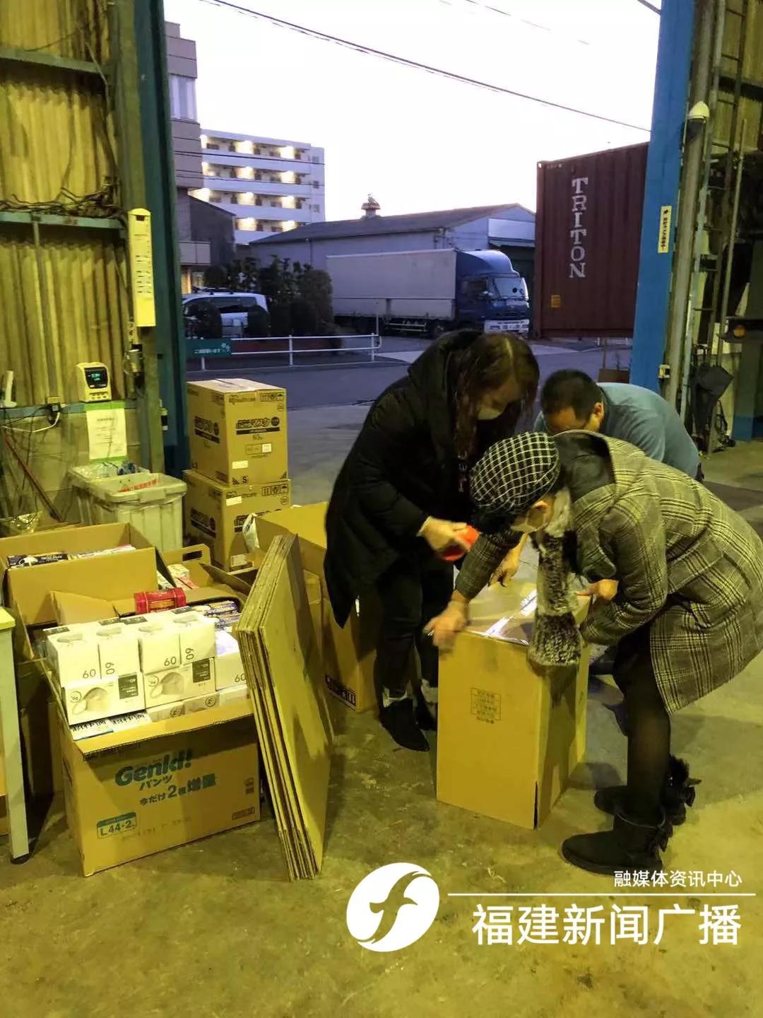 26万的口罩运往国外,170万只口罩运回国