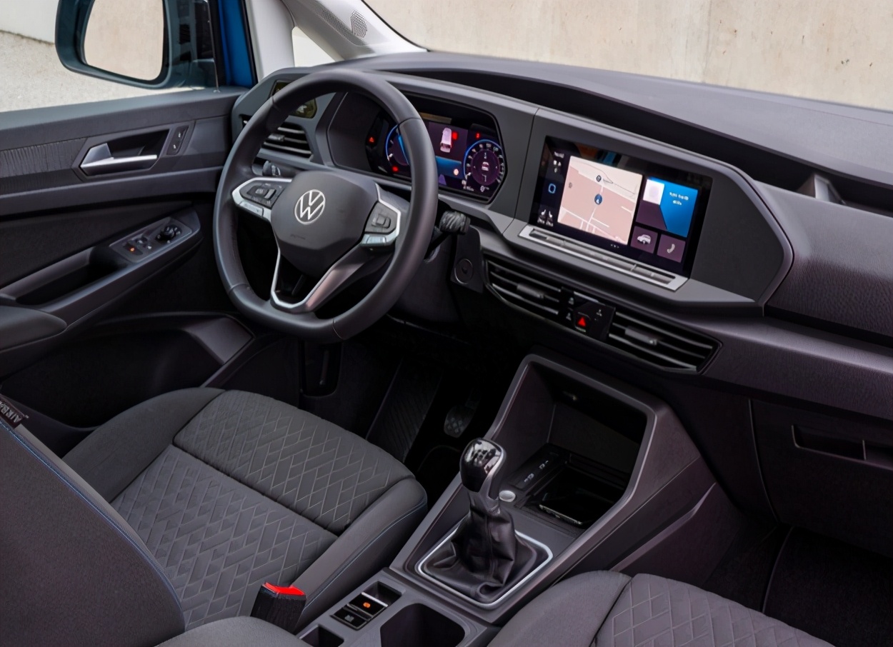 途安l和奥德赛哪款更经济适用,大众途安七座侧滑门