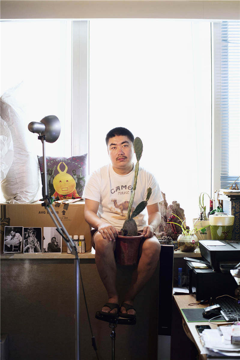 歌曲我爱摇滚原唱现场演唱视频,通俗歌曲我爱摇滚乐