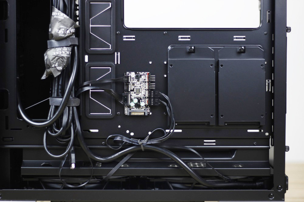 索泰rtx2080ti-xgamingoc拆解,索泰2080ti装机