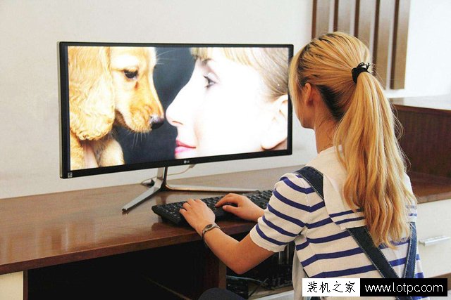 曲面显示器和平面屏哪个好,曲面和平面显示器