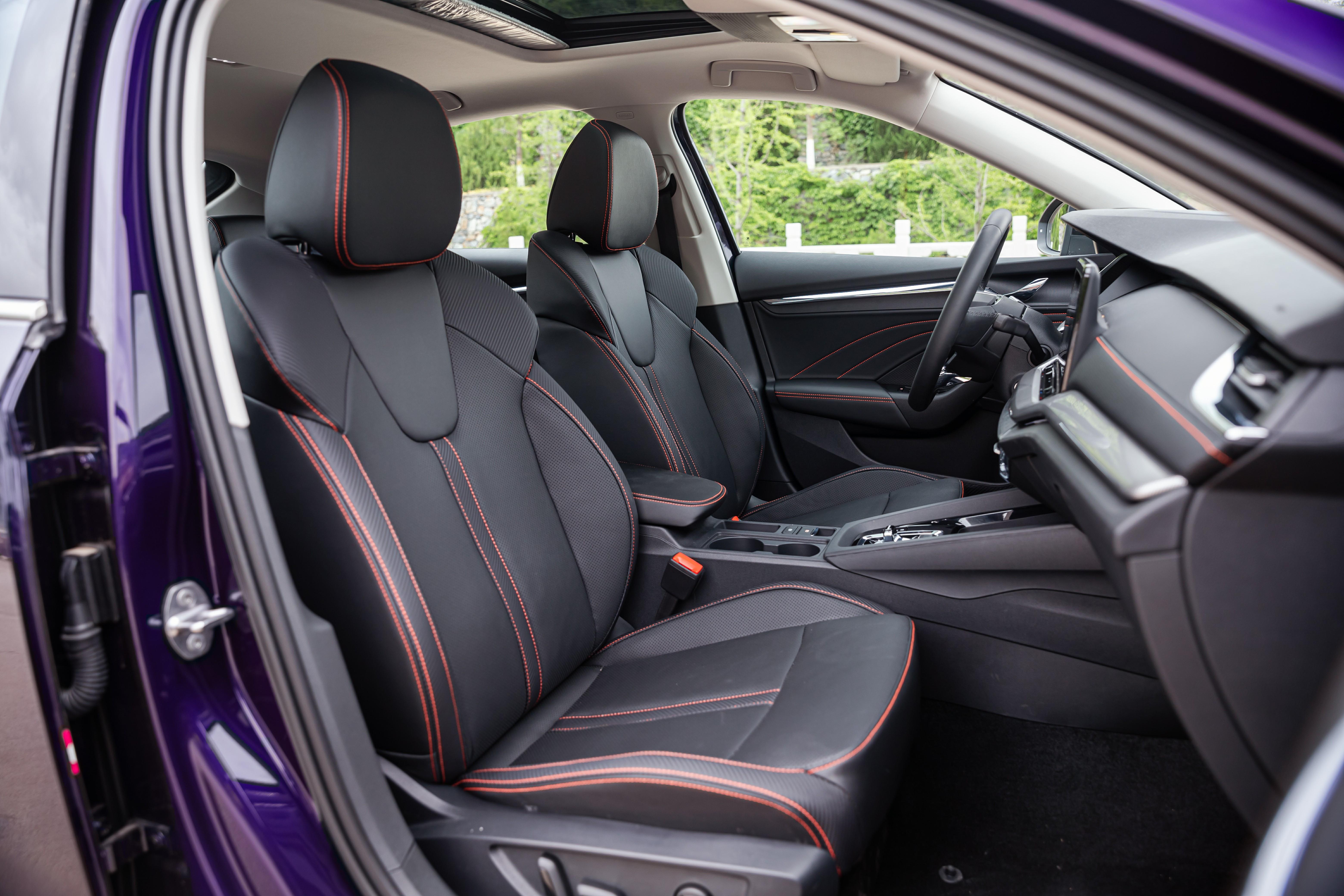 斯柯达明锐1.6和速腾发动机一样吗,斯柯达新明锐和速腾对比