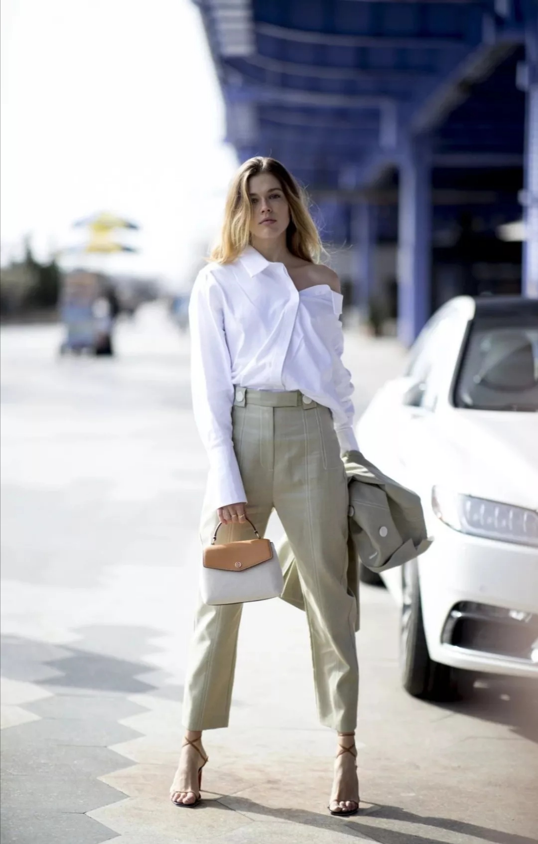 窄版西装裤秋冬如何配上衣,窄版西装裤和阔腿西装裤该怎么选